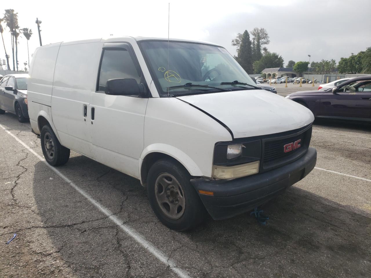CHEVROLET ASTRO 2004 with VIN 1GCDM19X74B132467 - Photo from auction