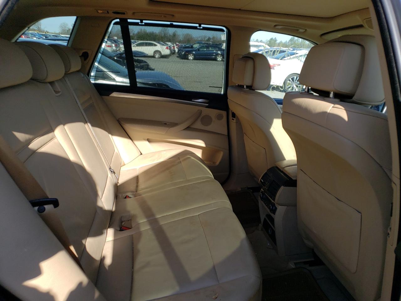 Photo 6 from auction – 2008 BMW X5 3.0I with VIN 5UXFE43598L023084