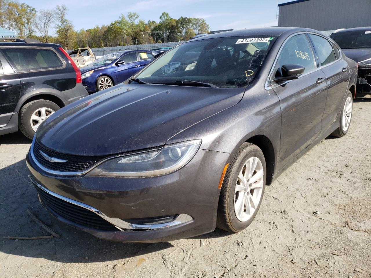 Photo 2 from auction – 2016 CHRYSLER 200 LIMITE with VIN 1C3CCCAB9GN145352
