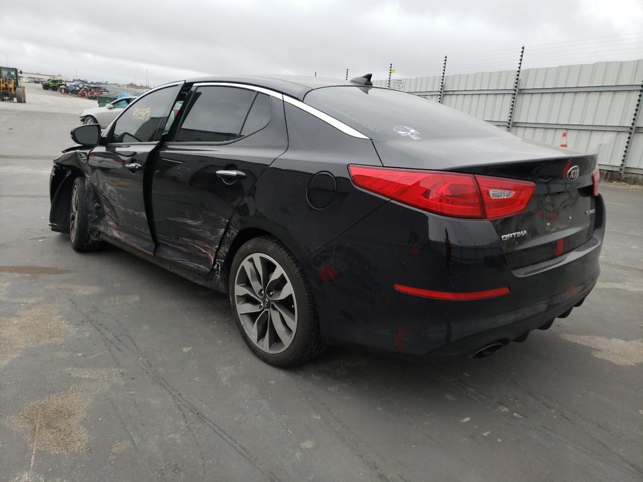 Photo 3 from auction – 2015 KIA OPTIMA SX with VIN 5XXGR4A6XFG494907
