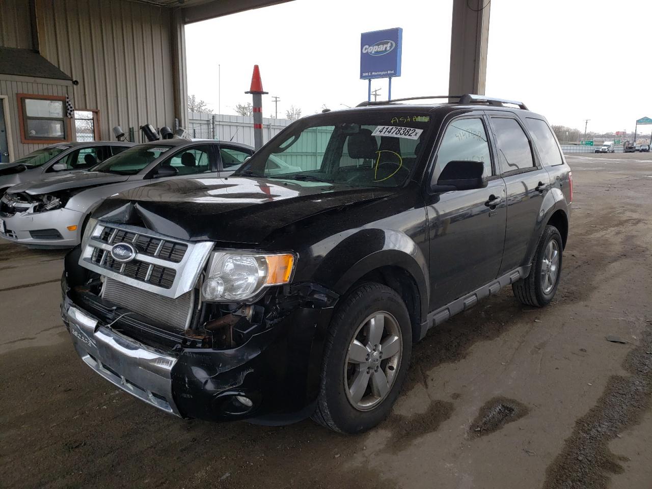 Photo 2 from auction – 2009 FORD ESCAPE LIM with VIN 1FMCU94G69KA08517