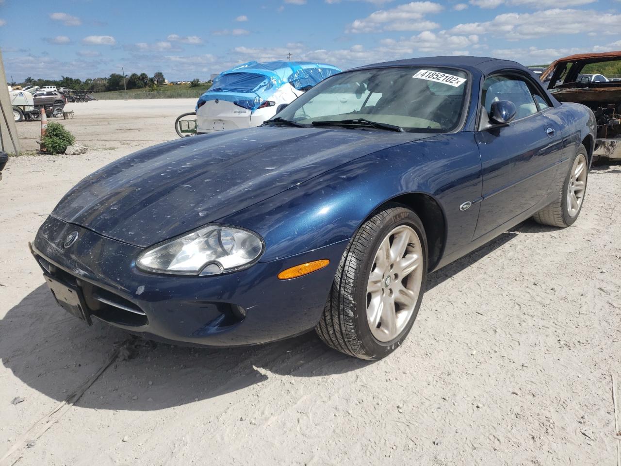 Photo 2 from auction – 2000 JAGUAR XK8 with VIN SAJJA42C9YNA07662