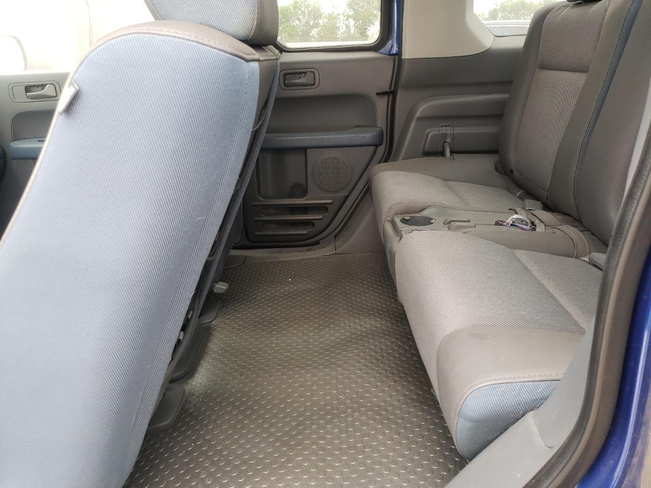 Photo 6 from auction – 2004 HONDA ELEMENT EX with VIN 5J6YH28684L027218