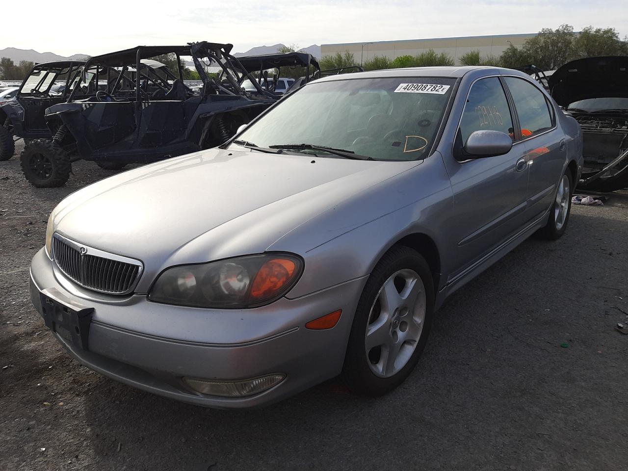 Photo 2 from auction – 2001 INFINITI I30 with VIN JNKCA31A61T023140
