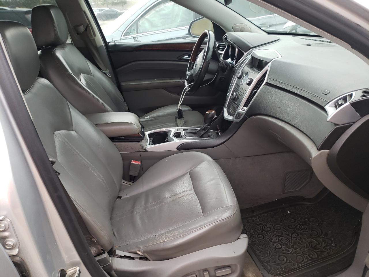 Photo 5 from auction – 2010 CADILLAC SRX LUXURY with VIN 3GYFNAEY9AS511176