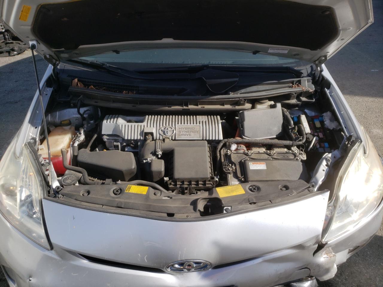 Photo 7 from auction – 2014 TOYOTA PRIUS with VIN JTDKN3DU2E1763843