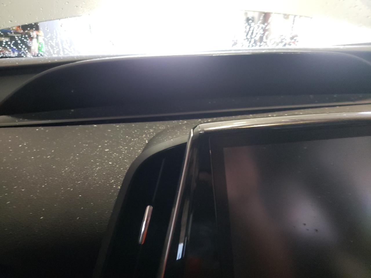 Photo 8 from auction – 2020 TOYOTA PRIUS PRIM with VIN JTDKARFP5L3155595