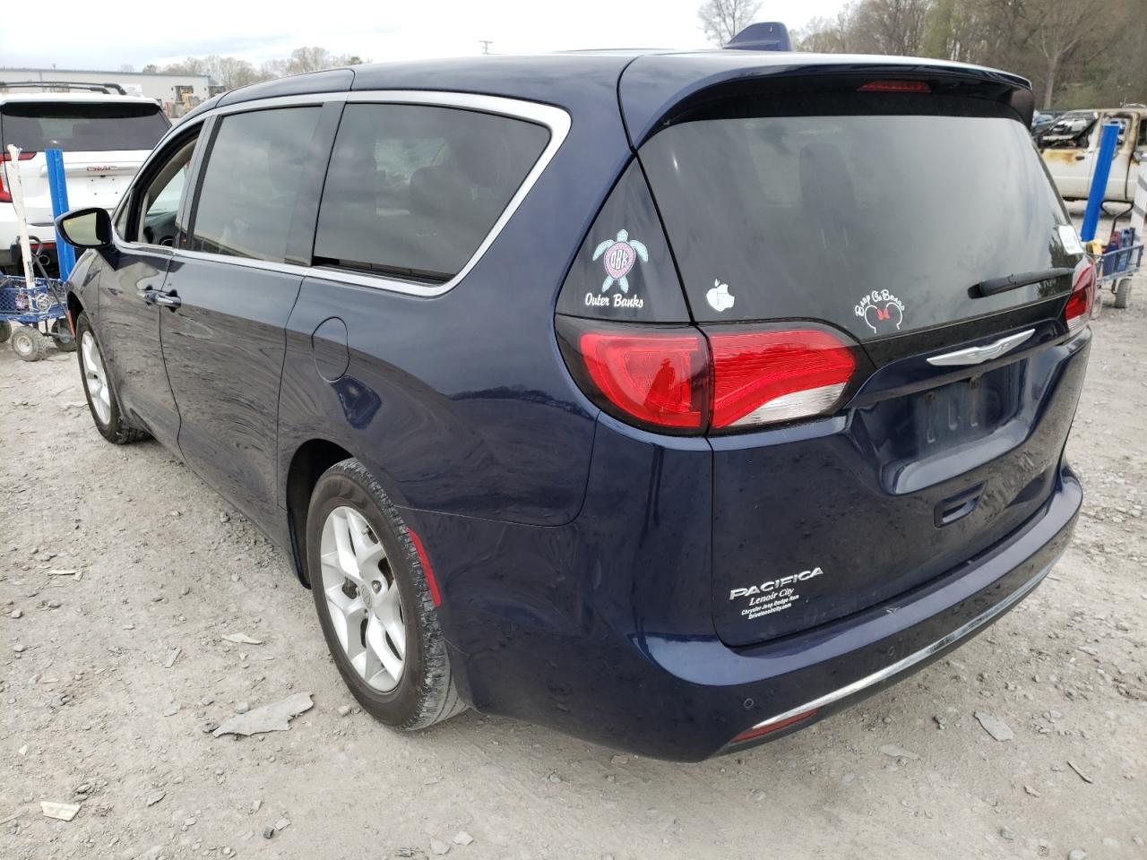 Photo 3 from auction – 2018 CHRYSLER PACIFICA T with VIN 2C4RC1FG0JR126486