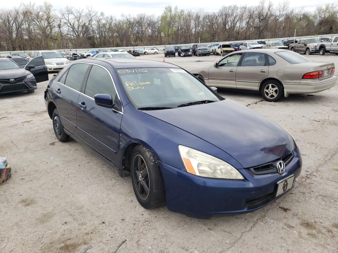 HONDA ACCORD 2004 with VIN JHMCM55804C034102 - Photo from auction