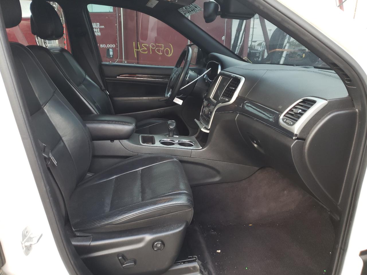 Photo 5 from auction – 2015 JEEP GRAND CHER with VIN 1C4RJECG7FC238977