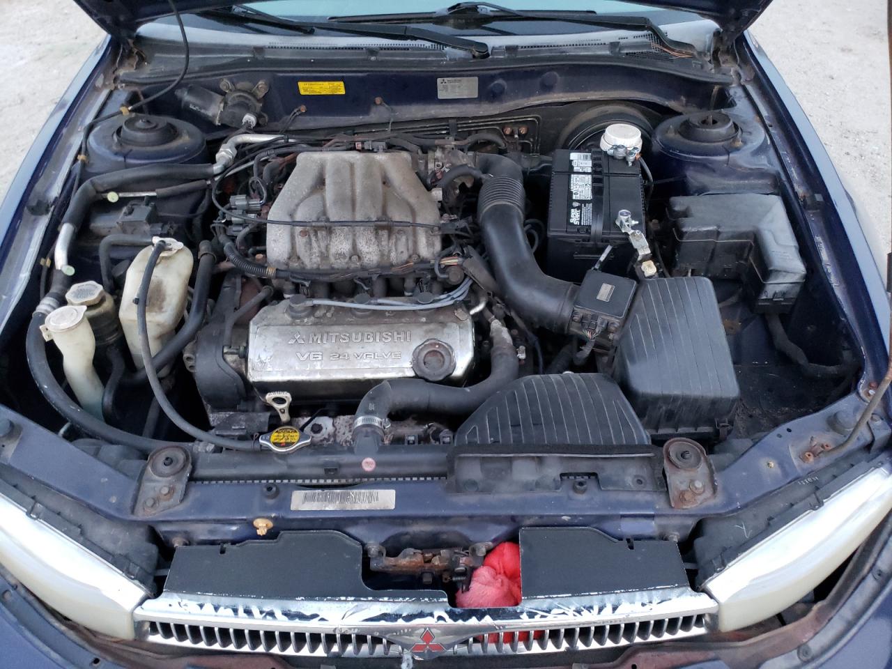 Photo 7 from auction – 2000 MITSUBISHI GALANT ES with VIN 4A3AA46L9YE141591