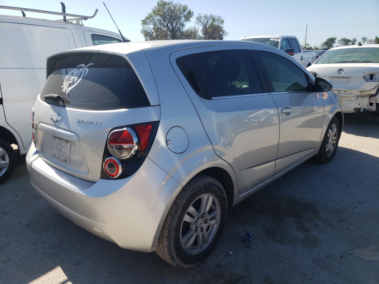 Photo 4 from auction – 2012 CHEVROLET SONIC LT with VIN 1G1JC6SH7C4146581