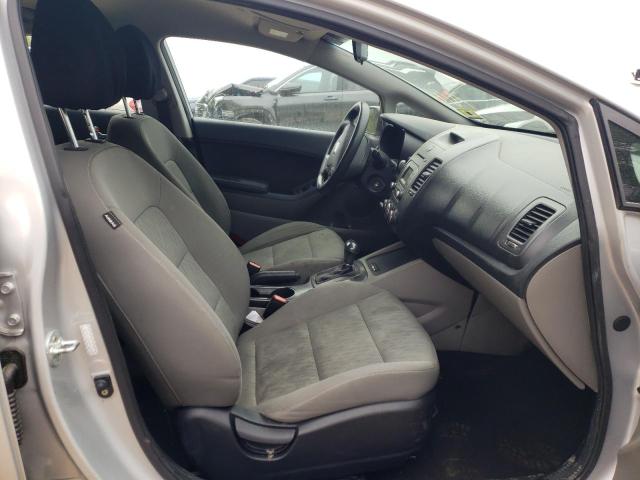 Photo 5 from auction – 2016 KIA FORTE LX with VIN KNAFK4A60G5538349