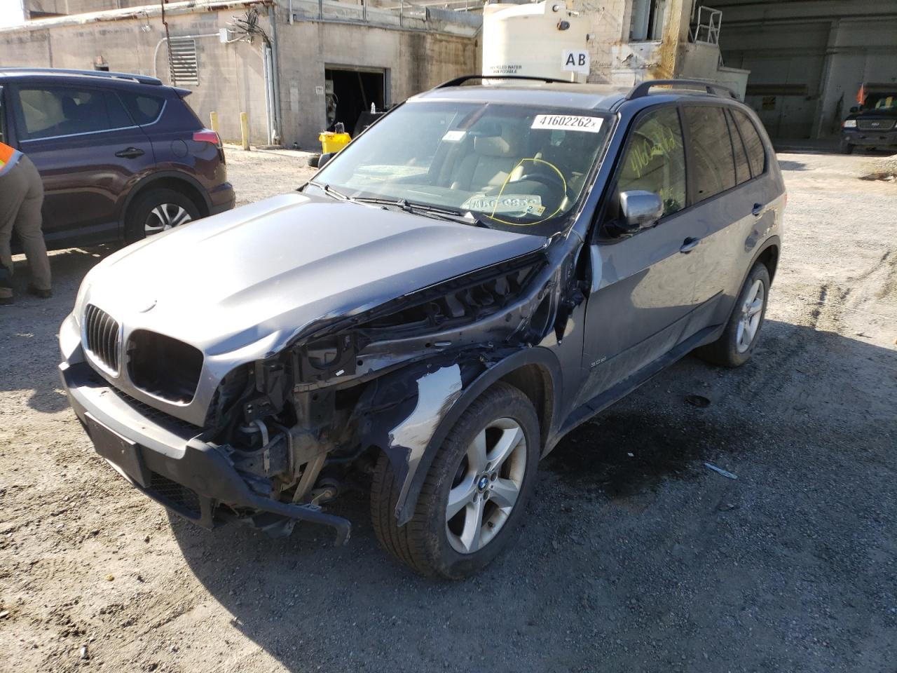 Photo 2 from auction – 2008 BMW X5 3.0I with VIN 5UXFE43598L023084