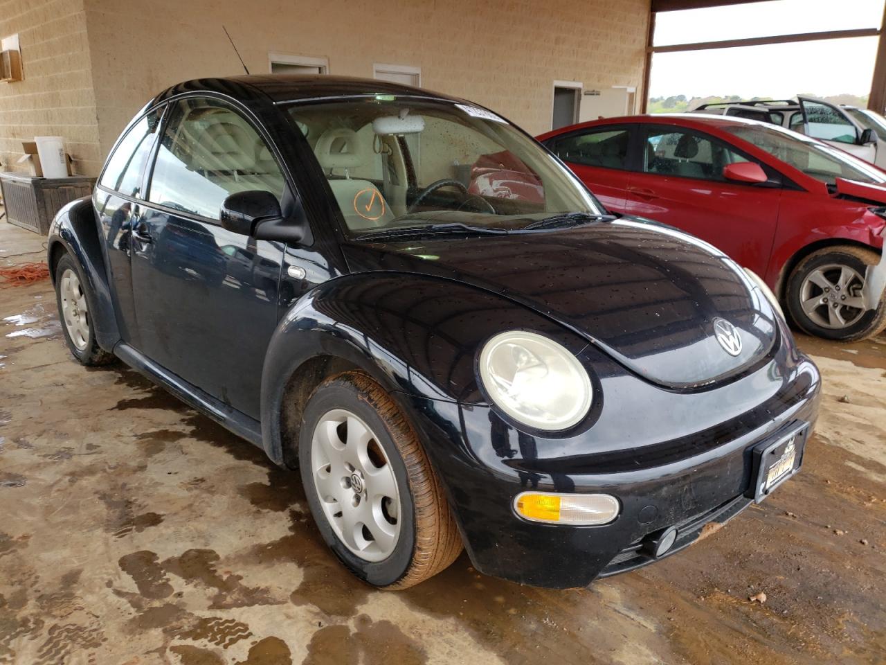 VOLKSWAGEN NEW BEETLE 2002 with VIN 3VWCB21C72M409377 - Photo from auction