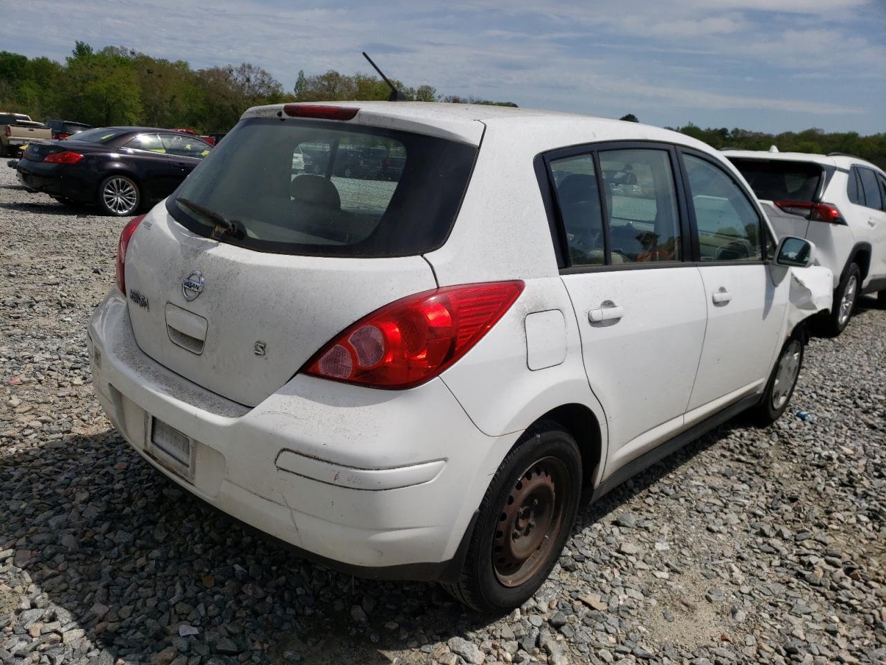Photo 4 from auction – 2007 NISSAN VERSA S with VIN 3N1BC13E27L455008
