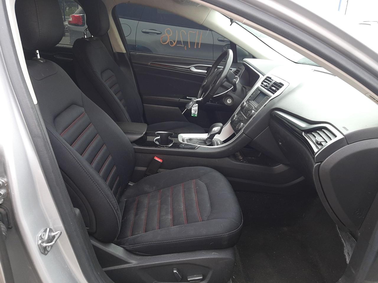 Photo 5 from auction – 2015 FORD FUSION SE with VIN 3FA6P0H75FR134525