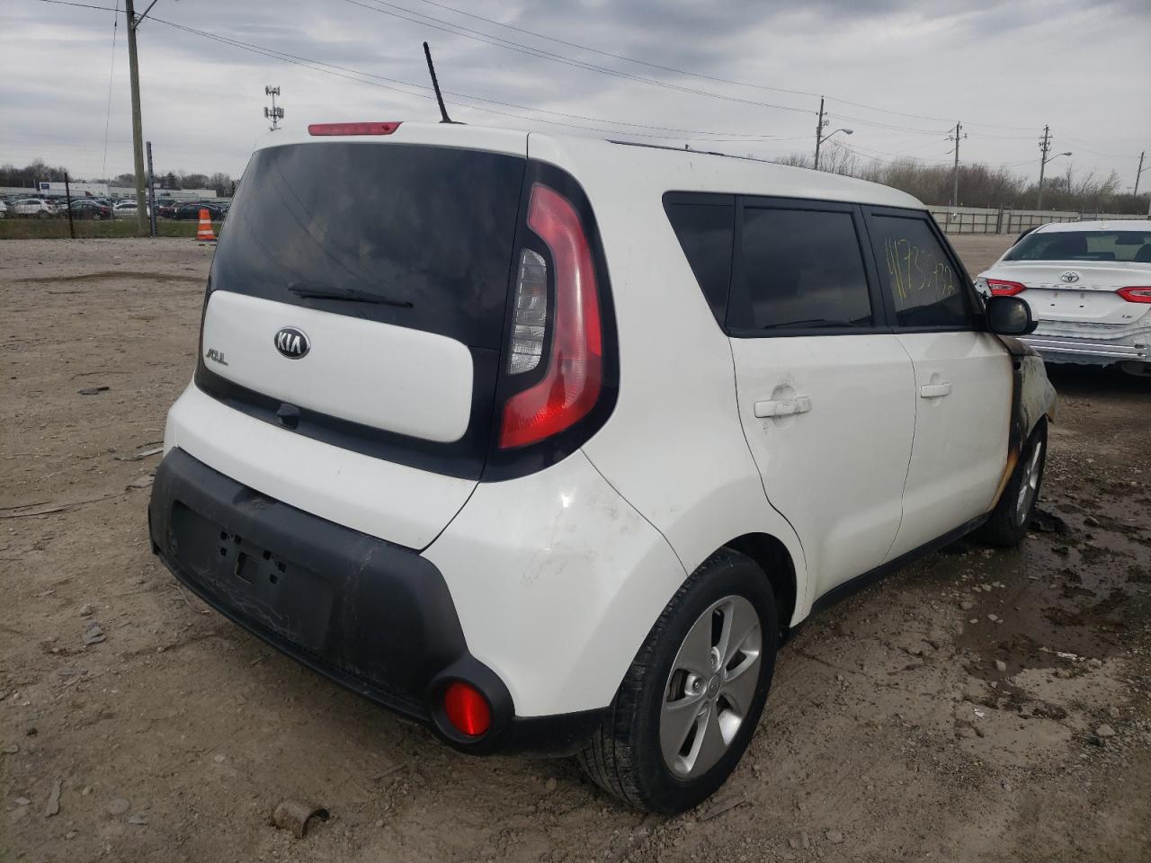 Foto 4 de la subasta – 2015 KIA SOUL con VIN KNDJN2A26F7779387