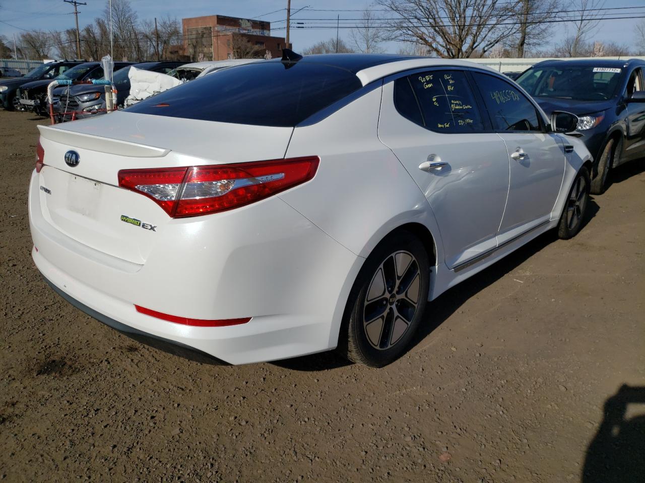 Photo 4 from auction – 2013 KIA OPTIMA HYB with VIN KNAGM4AD0D5061334