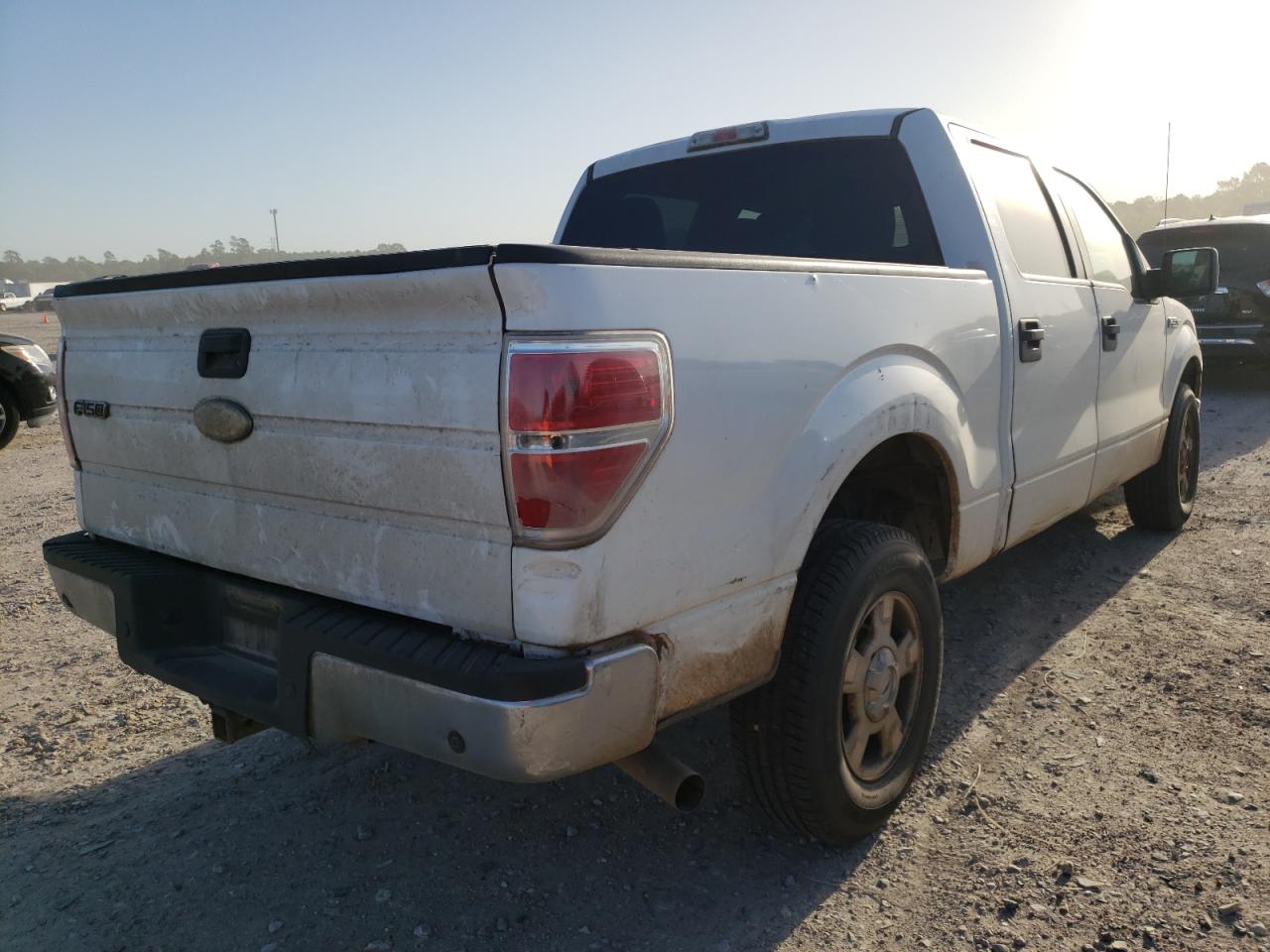 Photo 4 from auction – 2011 FORD F150 SUPER with VIN 1FTFW1CF6BKD98367