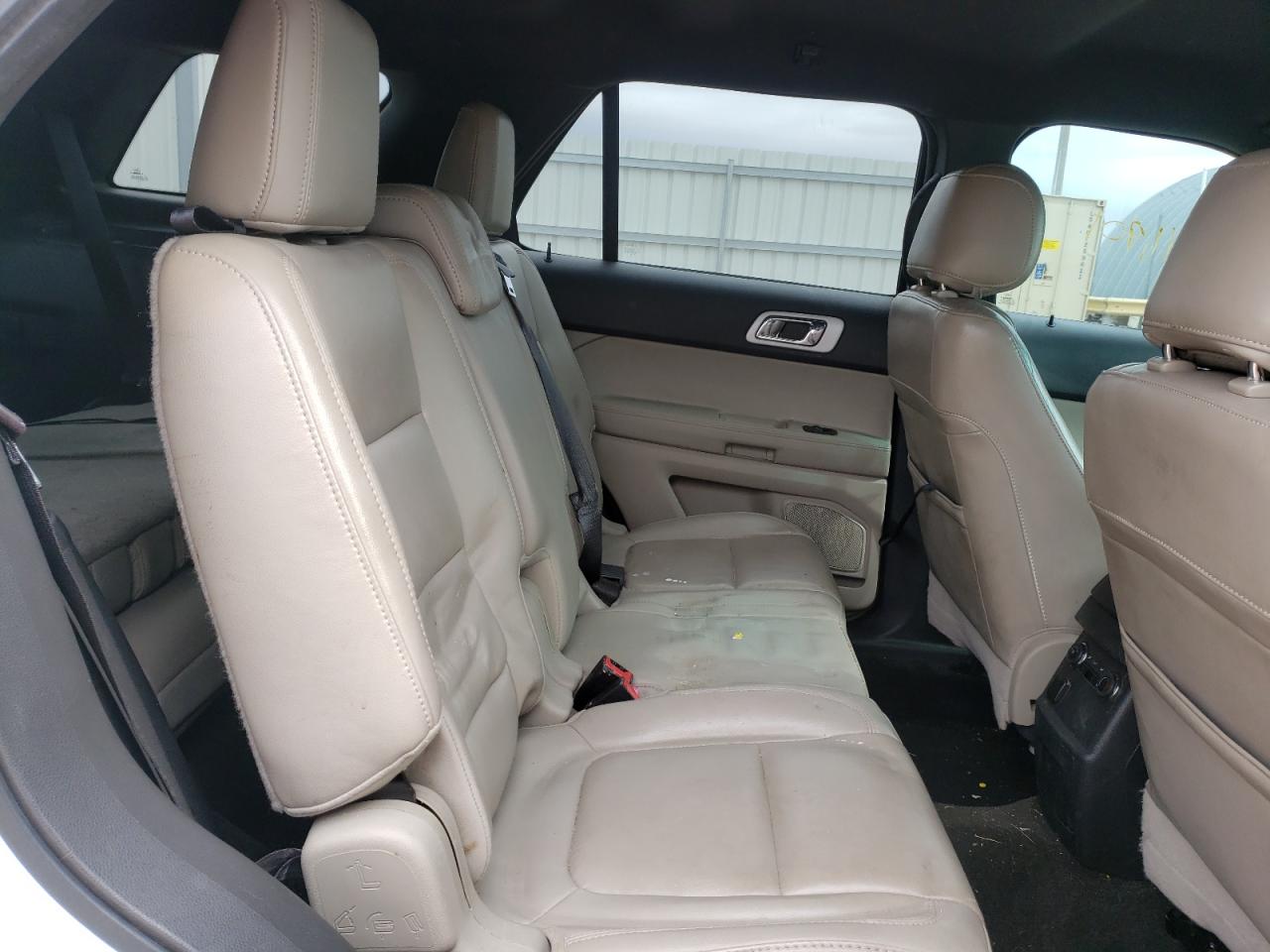 Photo 6 from auction – 2012 FORD EXPLORER X with VIN 1FMHK7D89CGB04497
