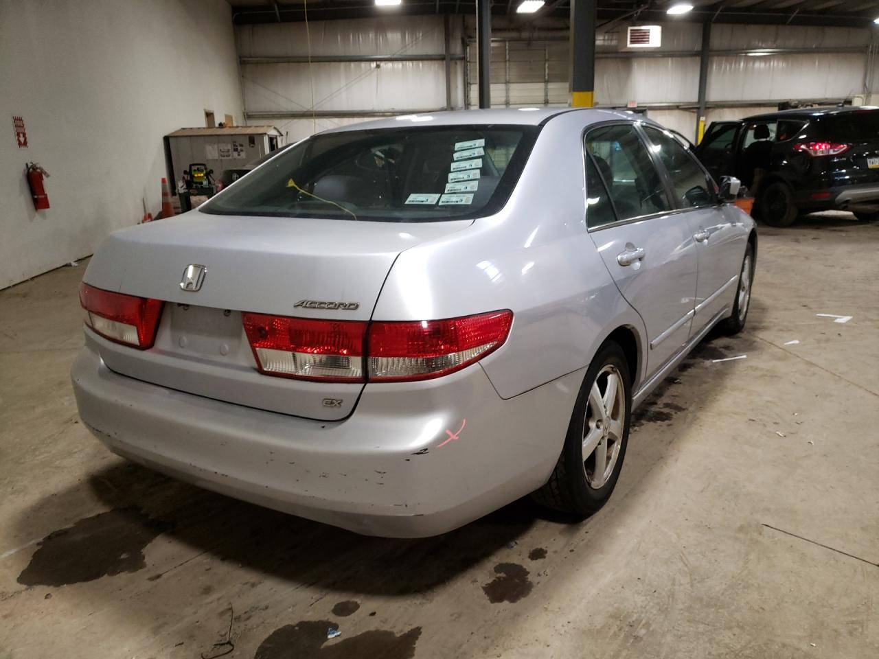 Photo 4 from auction – 2004 HONDA ACCORD EX with VIN 1HGCM567X4A148564