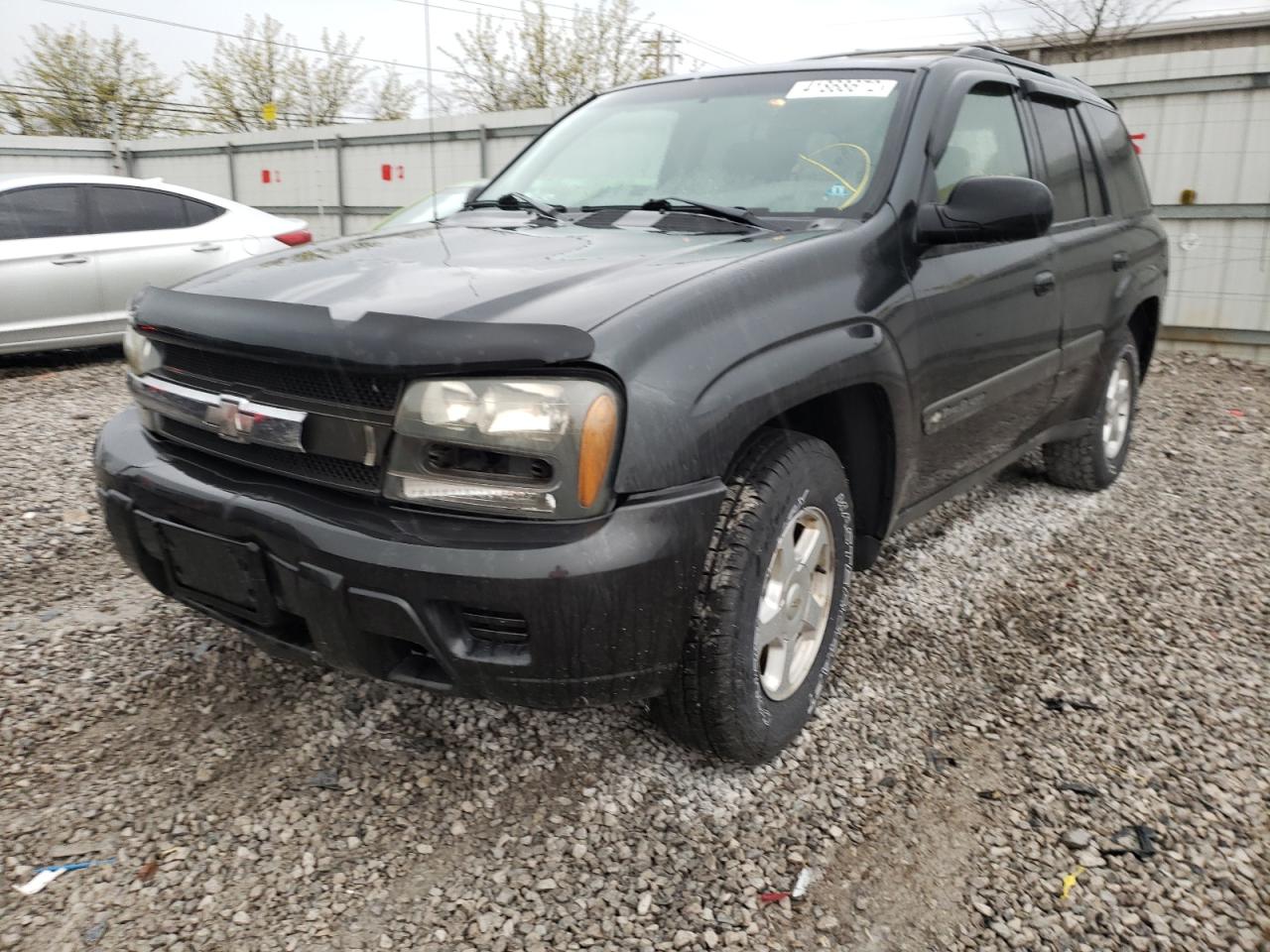 Photo 2 from auction – 2003 CHEVROLET TRAILBLAZE with VIN 1GNDS13S032182295