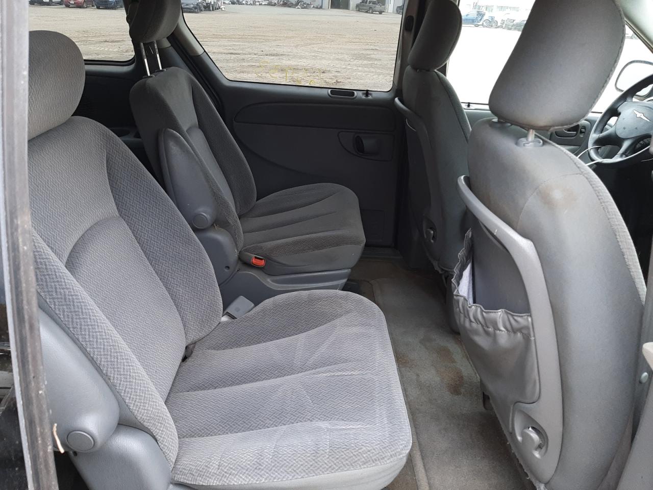 Photo 6 from auction – 2005 CHRYSLER TOWN & COU with VIN 1C4GP45R45B339736
