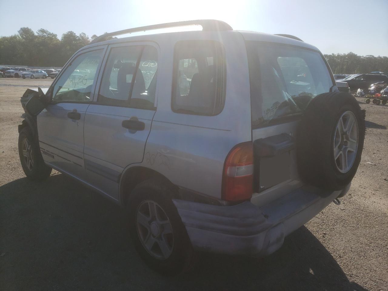 Photo 3 from auction – 2003 CHEVROLET TRACKER with VIN 2CNBE134436919974