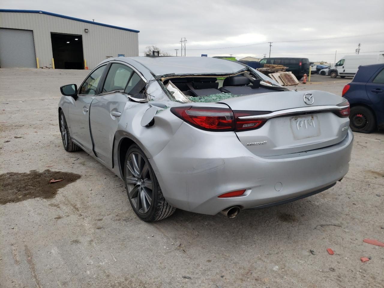Photo 3 from auction – 2018 MAZDA 6 TOURING with VIN JM1GL1VM8J1314031