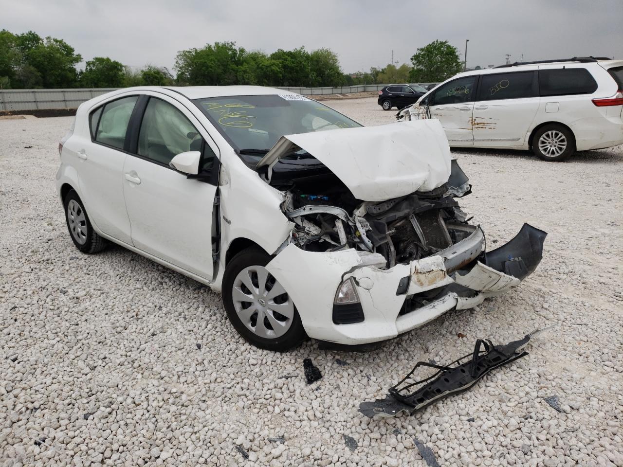 Photo 1 from auction – 2014 TOYOTA PRIUS C with VIN JTDKDTB34E1062265