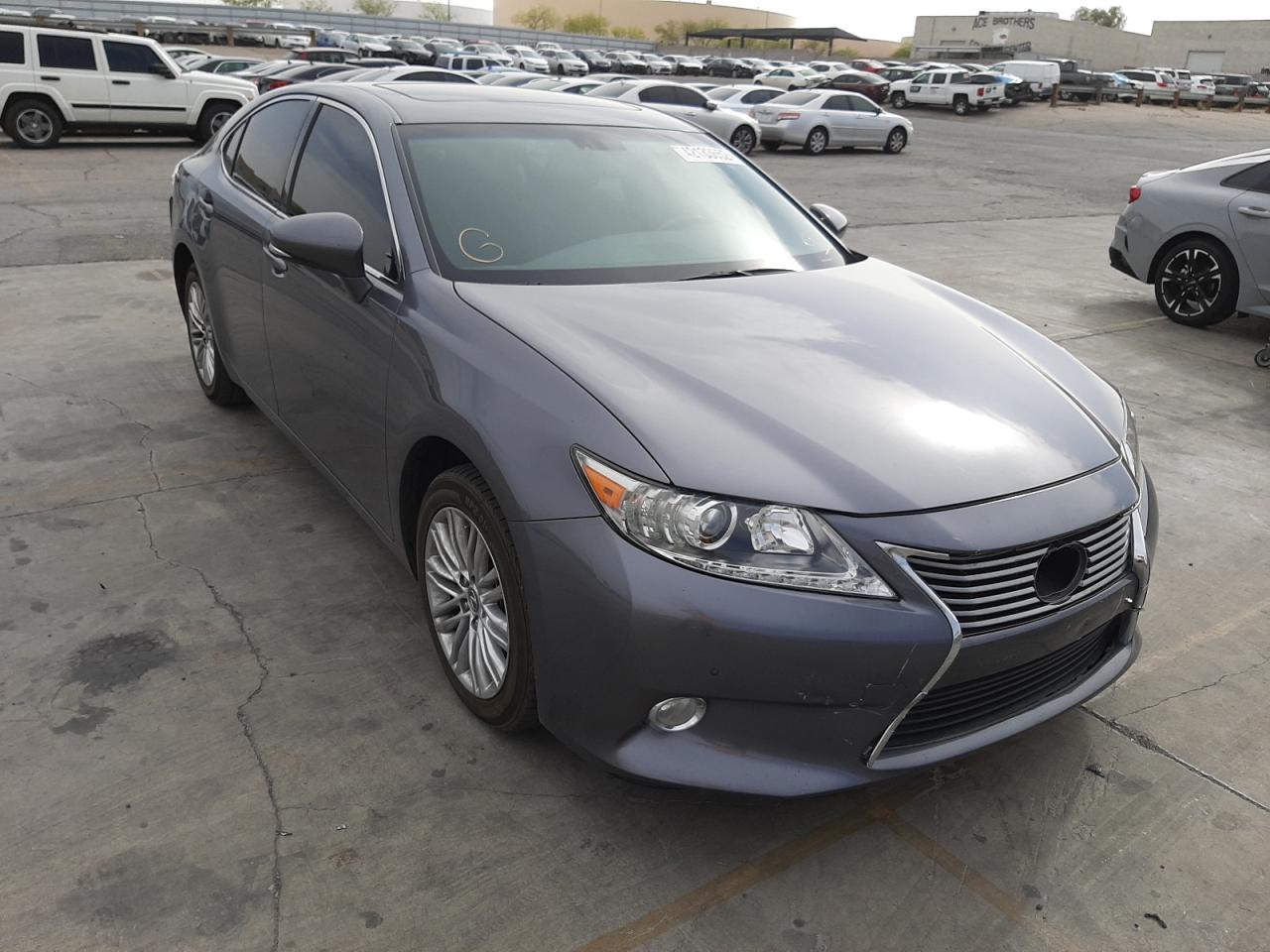 LEXUS ES 350 2015 con VIN JTHBK1GG0F2167076 - Foto de la subasta