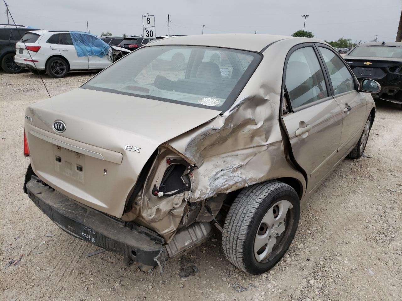 Photo 4 from auction – 2009 KIA SPECTRA EX with VIN KNAFE221695590201