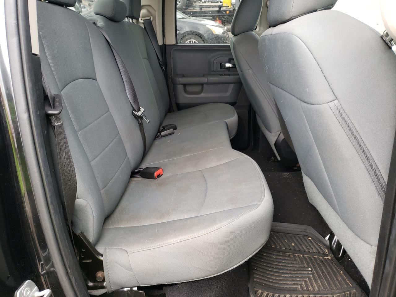 Photo 6 from auction – 2016 RAM 1500 SLT with VIN 1C6RR6GTXGS143527