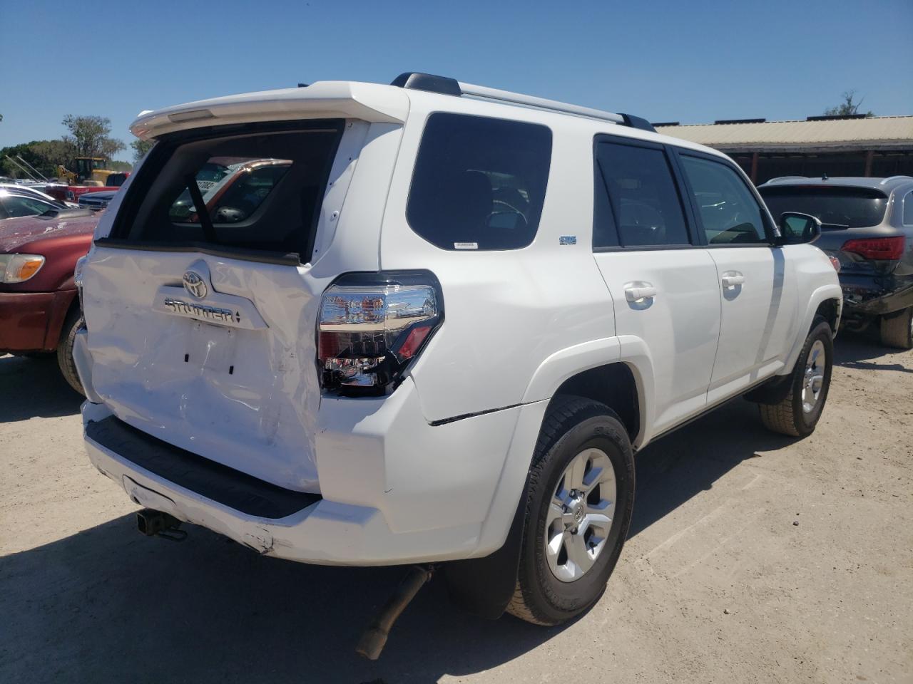 Photo 4 from auction – 2022 TOYOTA 4RUNNER SR with VIN JTEMU5JR4N5980287