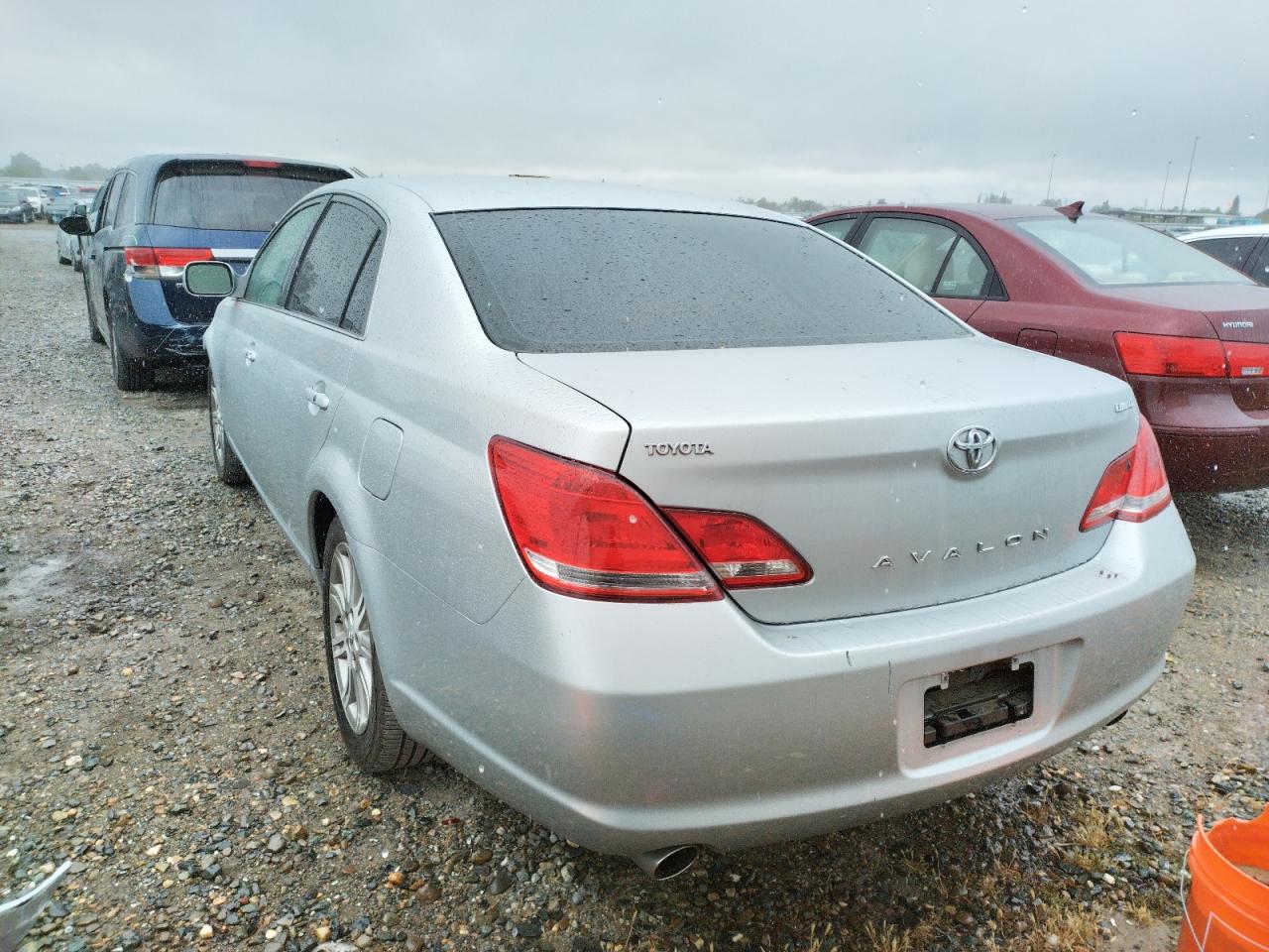 Photo 3 from auction – 2007 TOYOTA AVALON XL with VIN 4T1BK36B87U205142