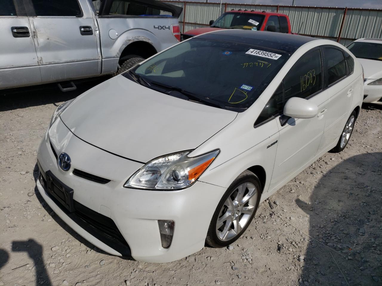 Photo 2 from auction – 2014 TOYOTA PRIUS with VIN JTDKN3DU5E1792947
