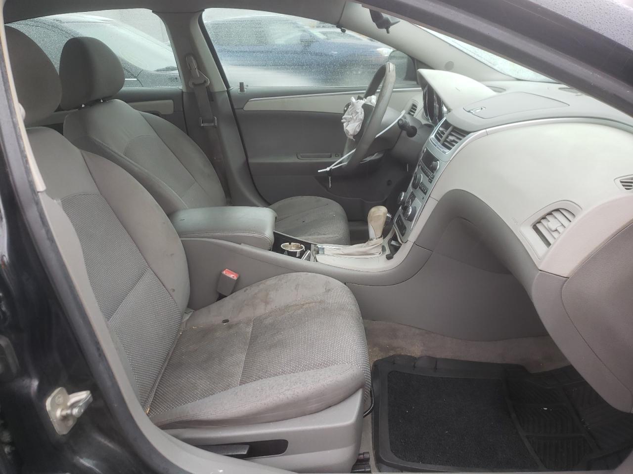 Photo 5 from auction – 2012 CHEVROLET MALIBU LS with VIN 1G1ZB5E04CF218105