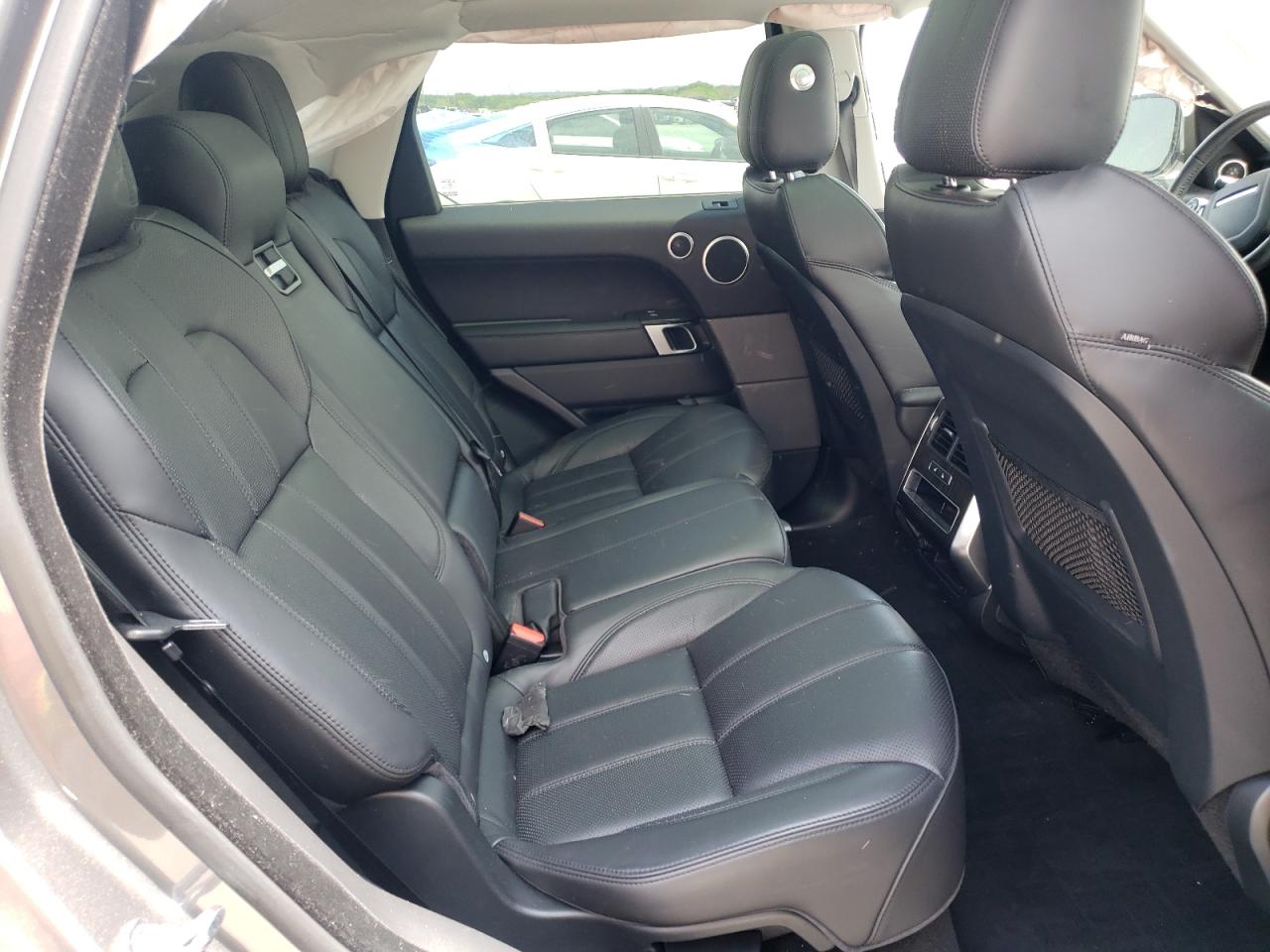 Photo 6 from auction – 2017 LAND ROVER RANGE ROVE with VIN SALWR2FVXHA129831