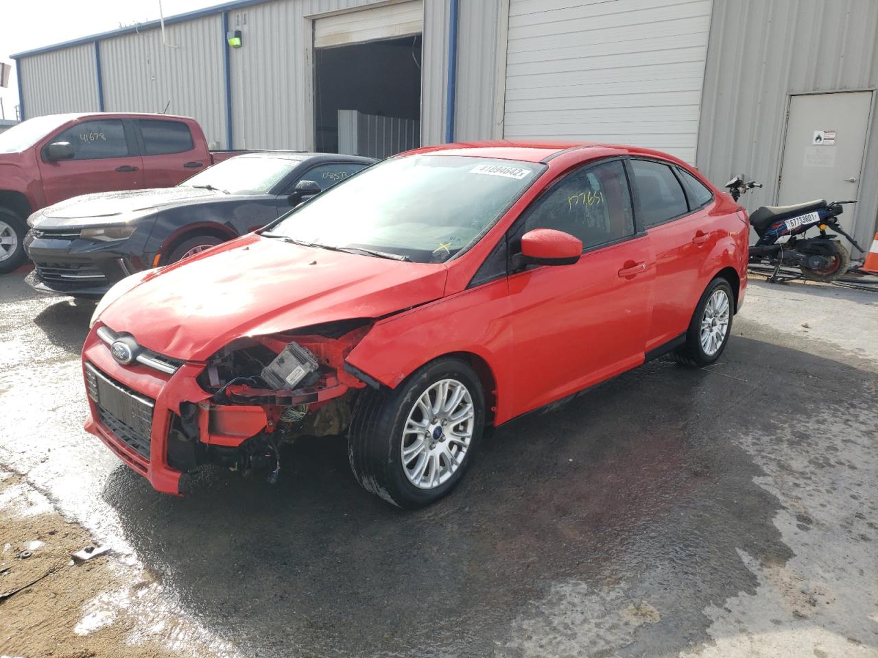 Photo 2 from auction – 2012 FORD FOCUS SE with VIN 1FAHP3F25CL333599