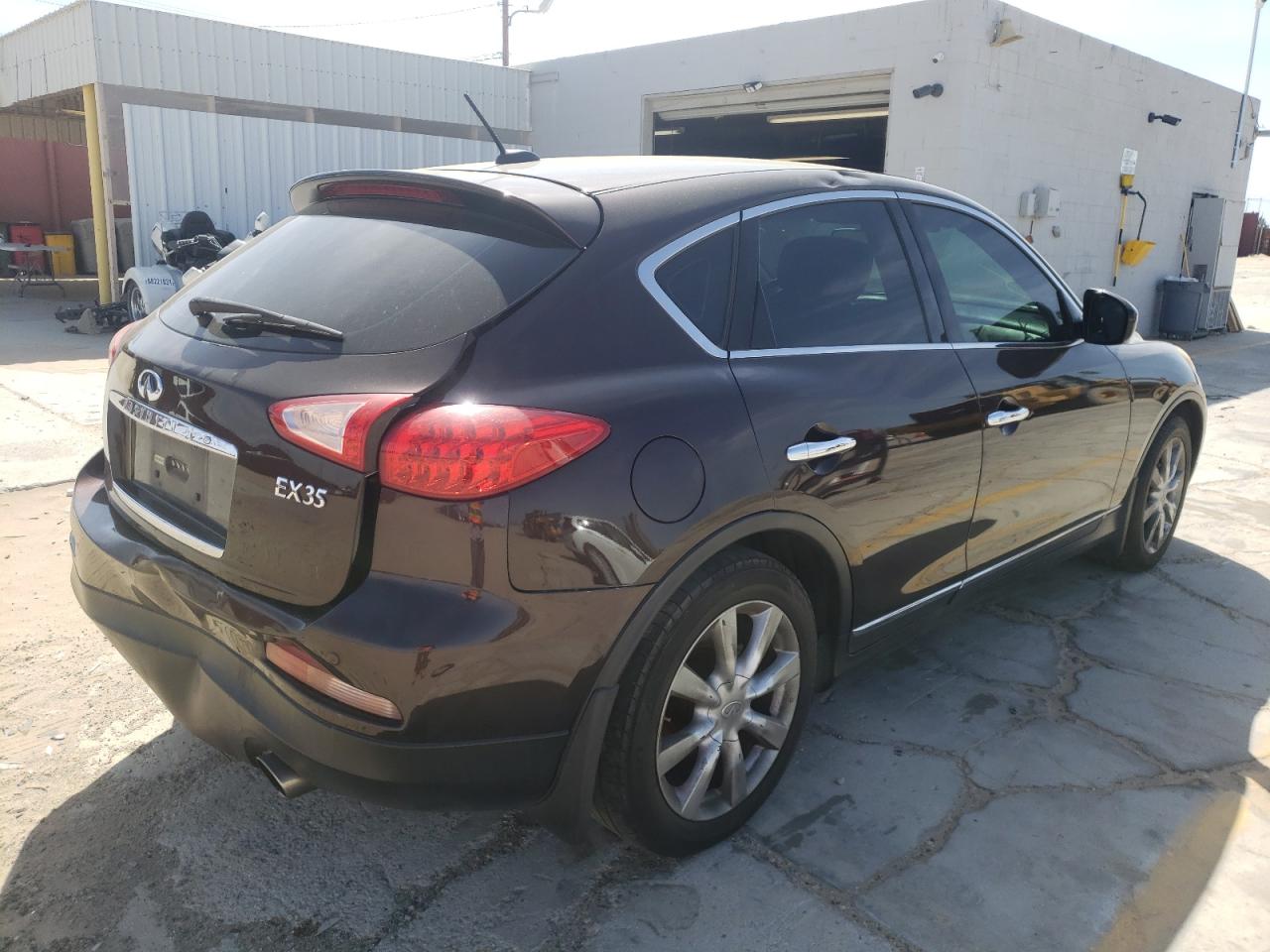Photo 4 from auction – 2008 INFINITI EX35 BASE with VIN JNKAJ09F48M361713