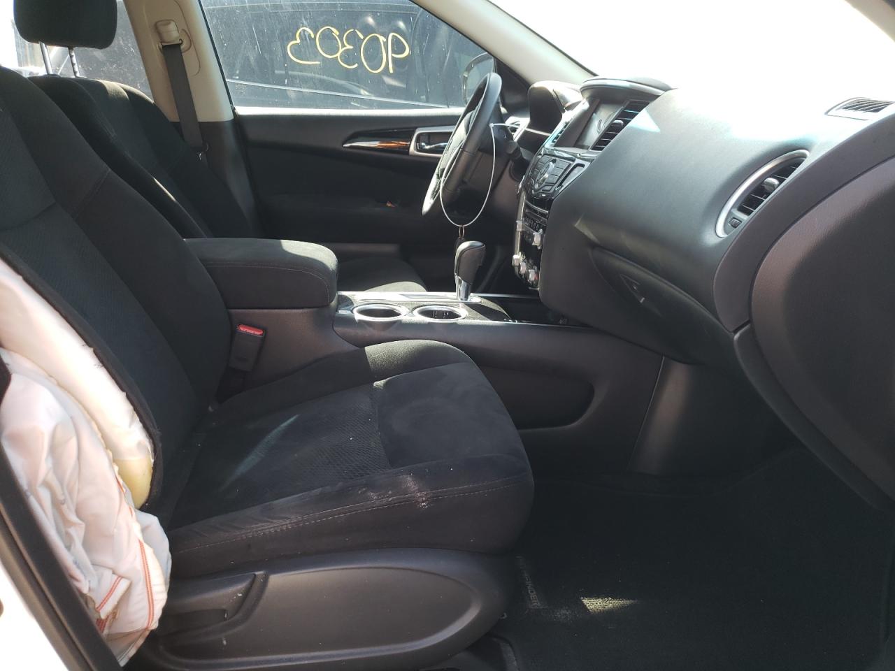 Photo 5 from auction – 2015 NISSAN PATHFINDER with VIN 5N1AR2MN8FC671978