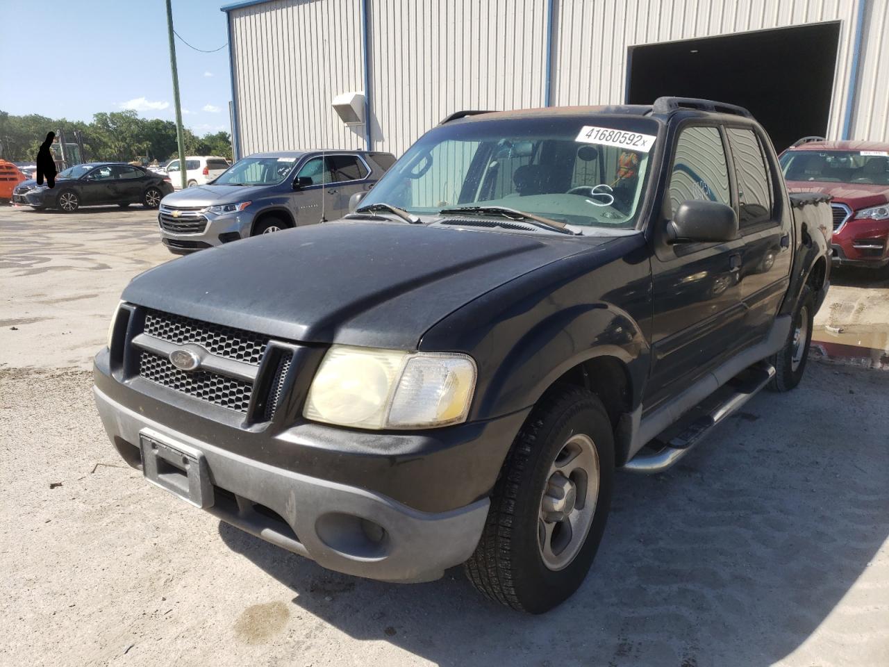 Photo 2 from auction – 2004 FORD EXPLORER S with VIN 1FMZU67K94UB75962