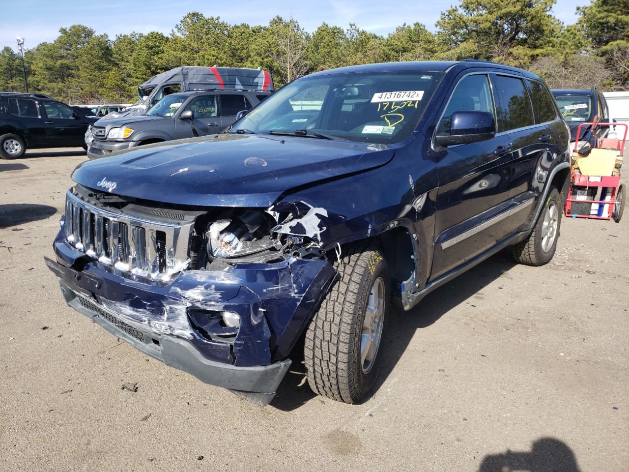 Photo 2 from auction – 2012 JEEP GRAND CHER with VIN 1C4RJFAG6CC175021