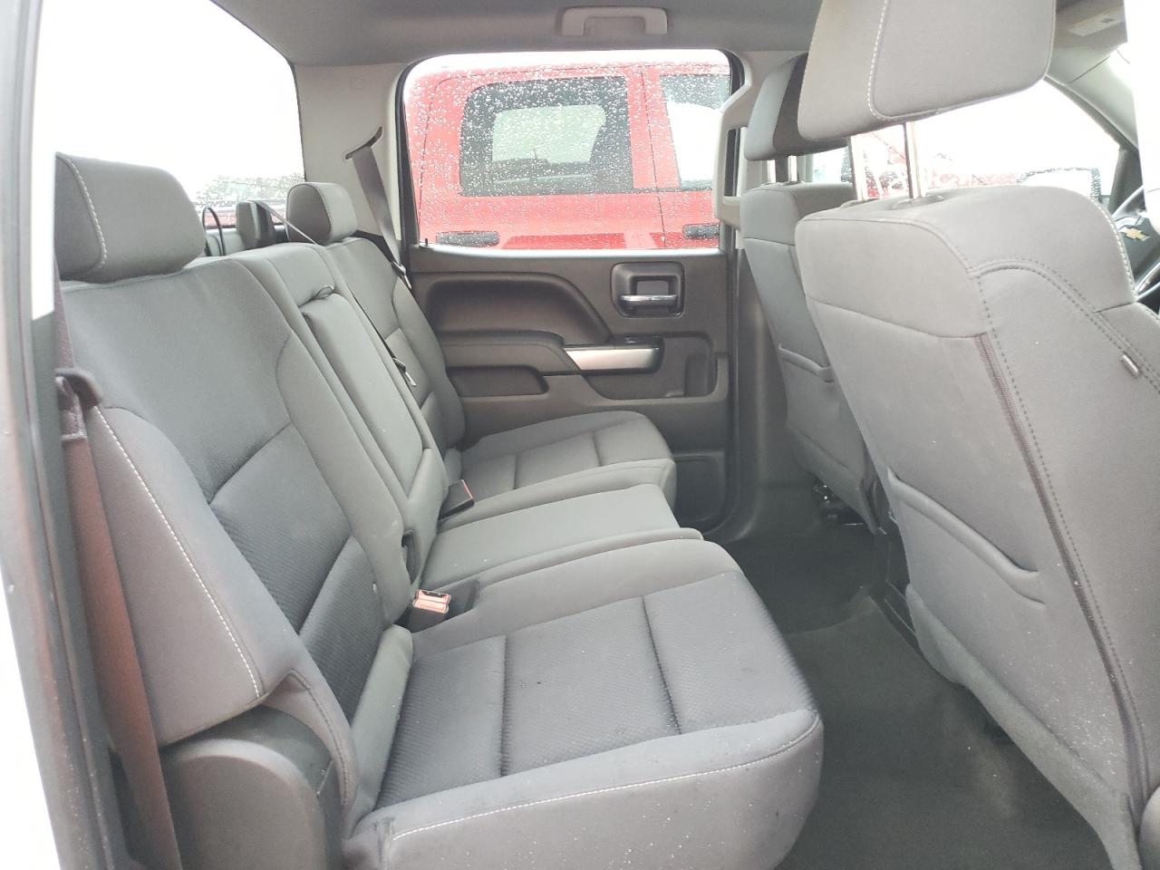 Photo 6 from auction – 2017 CHEVROLET SILVERADO with VIN 3GCUKREC6HG339341