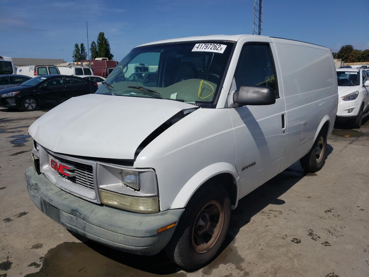 Photo 2 from auction – 2001 GMC SAFARI XT with VIN 1GTDM19W71B516347
