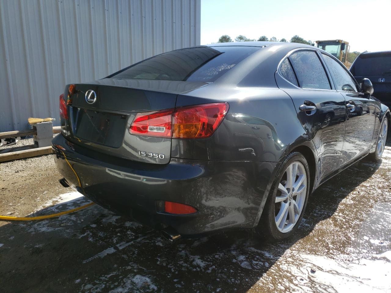 Photo 4 from auction – 2006 LEXUS IS 350 with VIN JTHBE262565006577