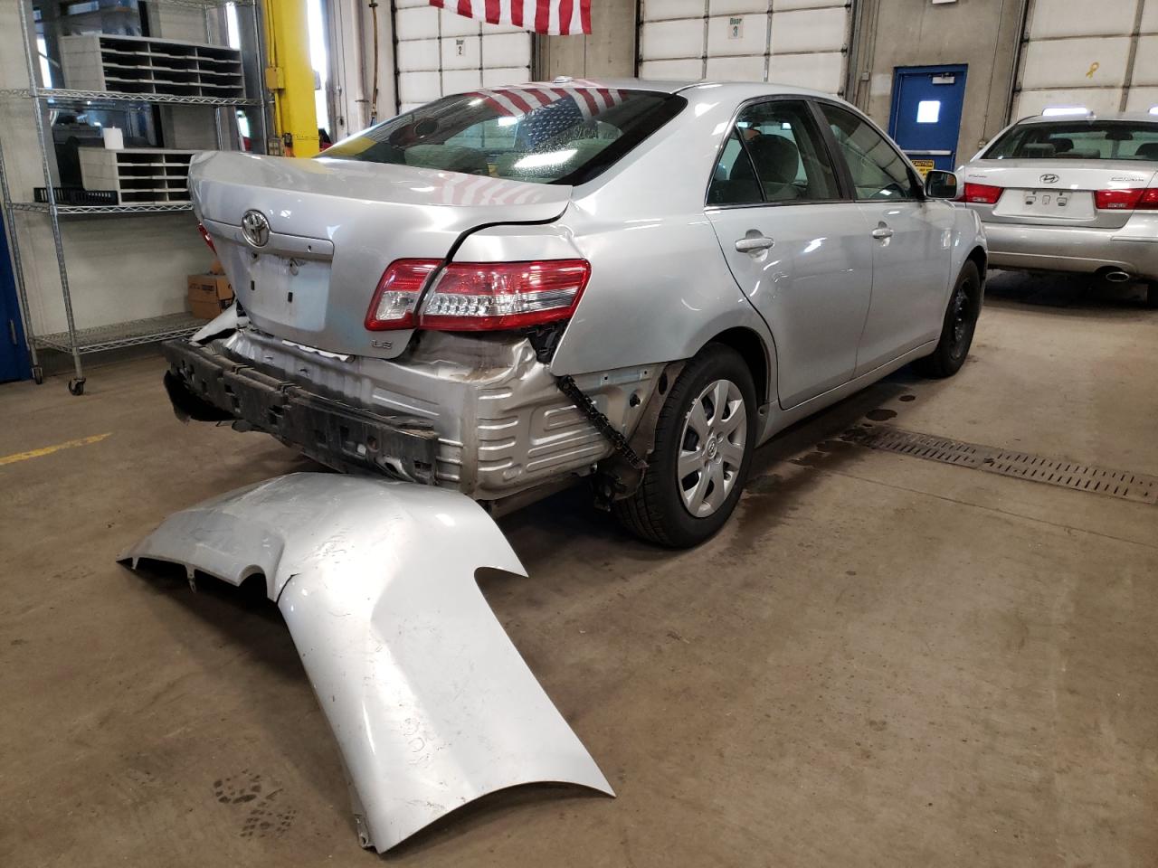 Photo 4 from auction – 2011 TOYOTA CAMRY BASE with VIN 4T4BF3EK0BR121790
