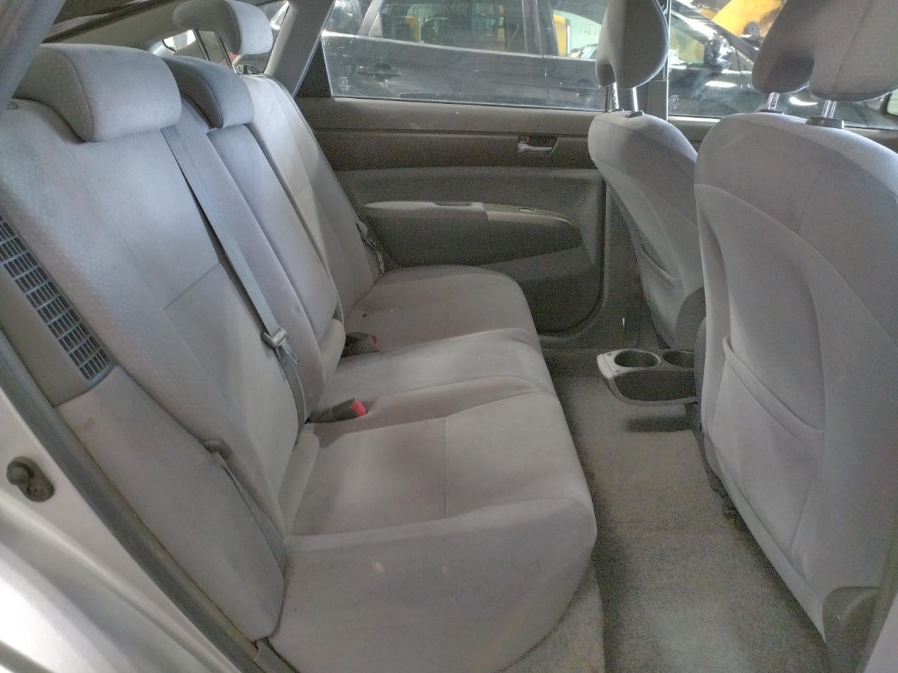 Photo 6 from auction – 2005 TOYOTA PRIUS with VIN JTDKB20U153118162