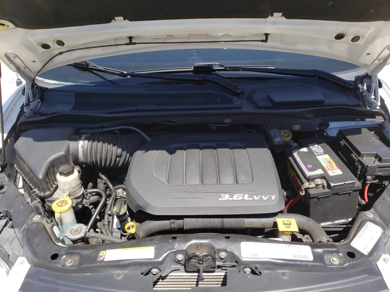 Photo 7 from auction – 2011 CHRYSLER TOWN & COU with VIN 2A4RR5DG7BR775657